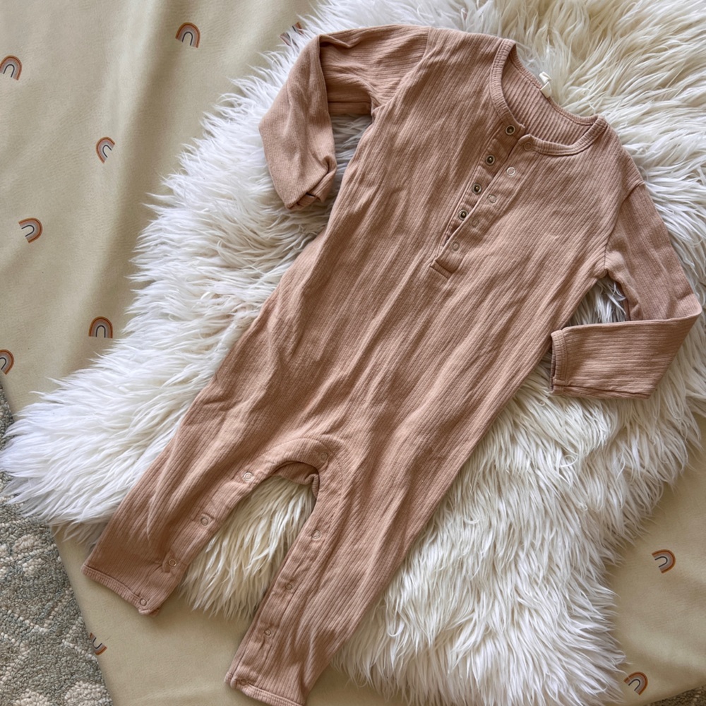 Quincy Mae outfit